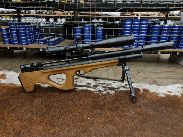 The Artemis P15 Regulated 5.5mm might be one of the best selling regulated PCP airguns of all time. Don't be fooled by it's simple looks, though. Purpose-built for accuracy, consistency, light weight and also durability. You also get a load of high-end features in this compact package. Not to mention a very decent shot count for it's small size!