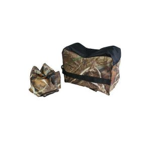 These Camo Gun Rest Bags 2PCS are a favourite amongst casual and professional shooters. They're perfect to shoot off or safely and securely rest your rifle on when not in use. Made from waterproof 600D polyester, the bags are sturdy and durable enough to support large calibre rifles and daily use.