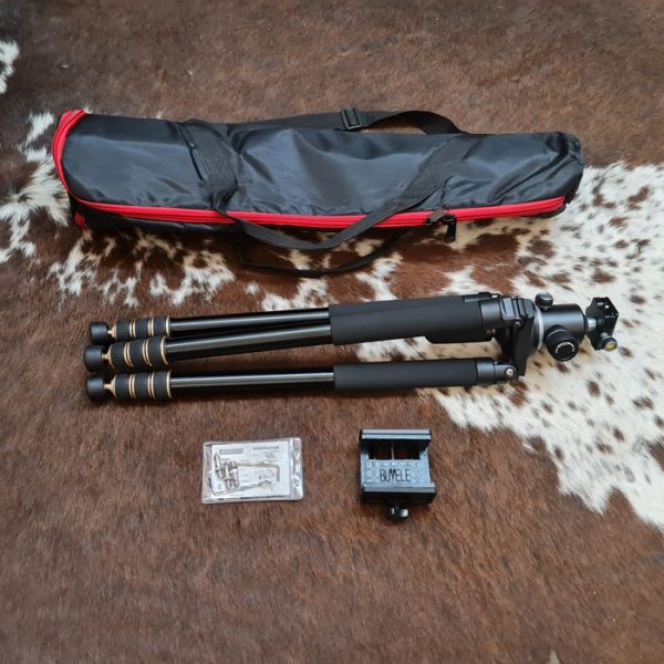 All of this is included in the Heavy Duty Gun Saddle Tripod package.