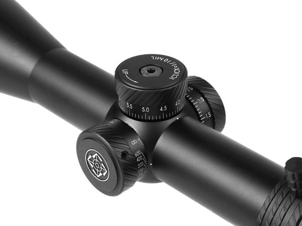 The Marcool Basic 4-16x44 SF HY1302 rifle scope comes with a Sunshade, flip up lens covers and a magnification throw lever. You get brilliantly clear optics at a very affordable price range - an absolute must have for for a PCP rifle!